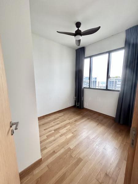 Twin VEW, 93 West Coast Vale, Buona Vista / West Coast / Clementi New Town, 1 Bedroom, 570 sqft, Condominium For Rent, by Sebastian Soo Chun Hian, 500279455 - Bedroom - PropertyGuru.com.sg