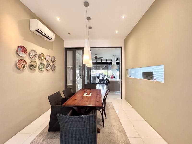 Lilac Park, Seletar / Yio Chu Kang, 4 Bedrooms, 3,900 sqft, Terraced House For Sale, by Joey Loh 罗雪慧, 500279458 - Dining Room - PropertyGuru.com.sg