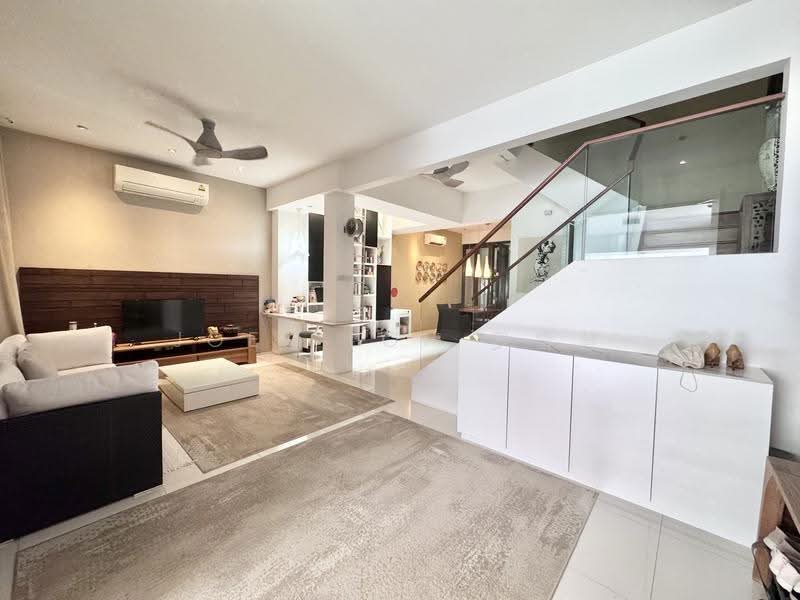 Lilac Park, Seletar / Yio Chu Kang, 4 Bedrooms, 3,900 sqft, Terraced House For Sale, by Joey Loh 罗雪慧, 500279458 - Living Room - PropertyGuru.com.sg