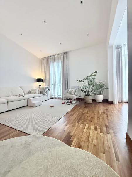 Lilac Park, Seletar / Yio Chu Kang, 4 Bedrooms, 3,900 sqft, Terraced House For Sale, by Joey Loh 罗雪慧, 500279458 - Living Room on level 3 - PropertyGuru.com.sg