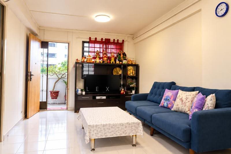 534 Bukit Batok Street 51, 534 Bukit Batok Street 51, Dairy Farm / Bukit Panjang / Choa Chu Kang, 2 Bedrooms, 646 sqft, HDB Flat For Sale, by Alex Lim, 500279460 - Living Room - PropertyGuru.com.sg