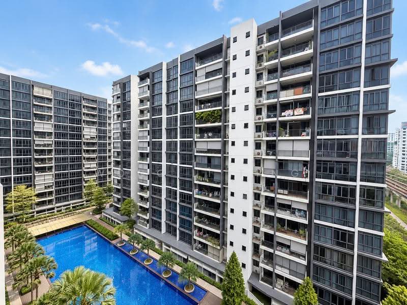 La Fiesta, 74 Sengkang Square, Hougang / Punggol / Sengkang, 3 Bedrooms, 829 sqft, Condominium For Sale, by Wong Li Ting, 500279466 - Exterior - PropertyGuru.com.sg