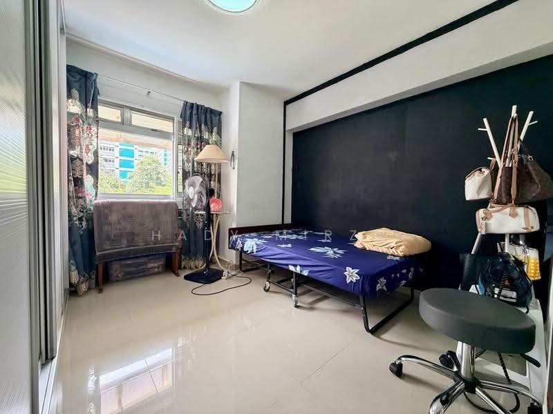 614 Elias Road, 614 Elias Road, Pasir Ris / Tampines, 3 Bedrooms, 1,442 sqft, HDB Flat For Sale, by Hady Mirza, 500279469 - Bedroom - PropertyGuru.com.sg