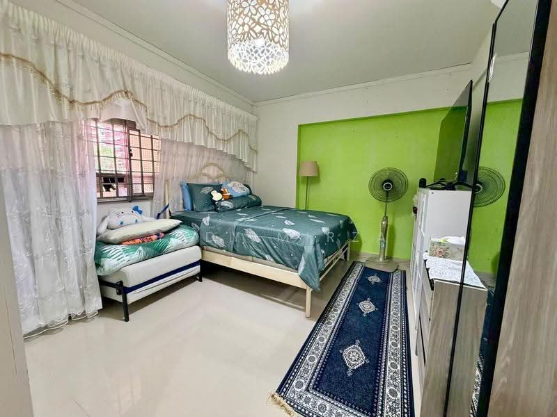 614 Elias Road, 614 Elias Road, Pasir Ris / Tampines, 3 Bedrooms, 1,442 sqft, HDB Flat For Sale, by Hady Mirza, 500279469 - Bedroom - PropertyGuru.com.sg