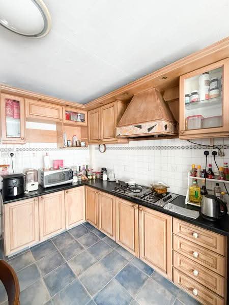 104 Bedok North Avenue 4, 104 Bedok North Avenue 4, Bedok / Upper East Coast, 2 Bedrooms, 882 sqft, HDB Flat For Sale, by Natalie Lim, 500279479 - Kitchen - PropertyGuru.com.sg