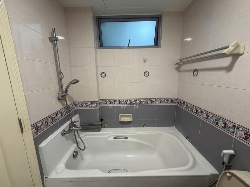 Emerald Park, 6 Indus Road, Alexandra / Commonwealth, Room Rental, 80 sqft, Condominium For Rent, by Shawn, 500279487 - PropertyGuru.com.sg