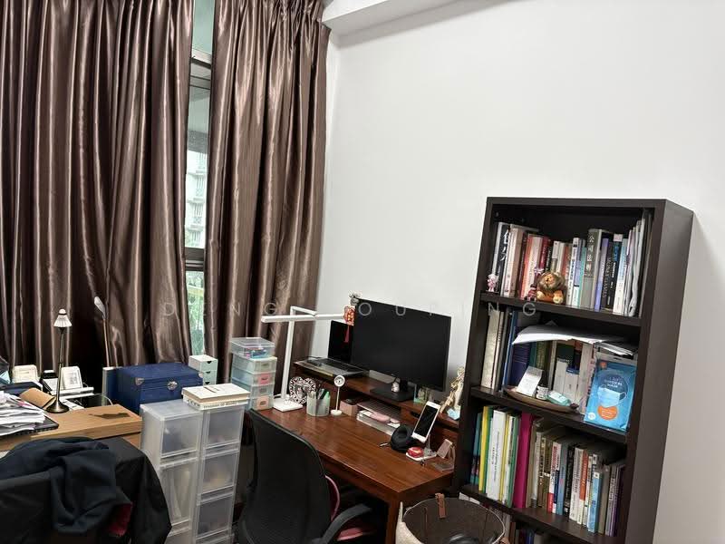 Ventuno Balmoral, 21 Balmoral Road, Tanglin / Holland / Bukit Timah, 3 Bedrooms, 1,313 sqft, Condominium For Sale, by Deng Youping, 500279506 - Study - PropertyGuru.com.sg