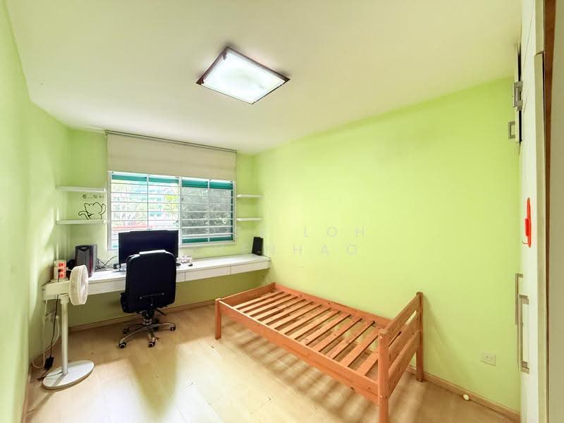 483 Segar Road, 483 Segar Road, Dairy Farm / Bukit Panjang / Choa Chu Kang, 3 Bedrooms, 1,206 sqft, HDB Flat For Sale, by Jose Loh Zhenhao, 500279511 - Bedroom - PropertyGuru.com.sg