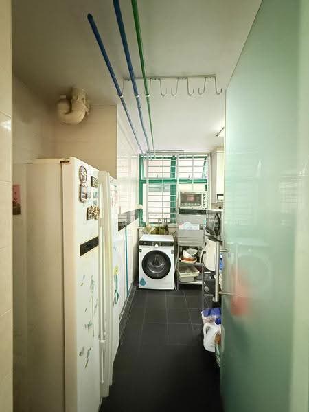 483 Segar Road, 483 Segar Road, Dairy Farm / Bukit Panjang / Choa Chu Kang, 3 Bedrooms, 1,206 sqft, HDB Flat For Sale, by Jose Loh Zhenhao, 500279511 - Kitchen - PropertyGuru.com.sg