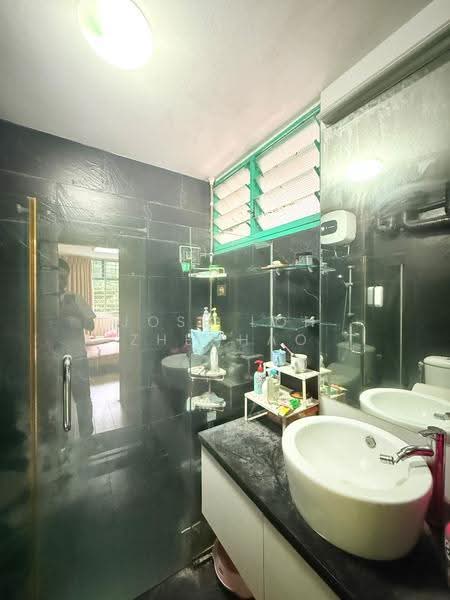 483 Segar Road, 483 Segar Road, Dairy Farm / Bukit Panjang / Choa Chu Kang, 3 Bedrooms, 1,206 sqft, HDB Flat For Sale, by Jose Loh Zhenhao, 500279511 - Bathroom - PropertyGuru.com.sg
