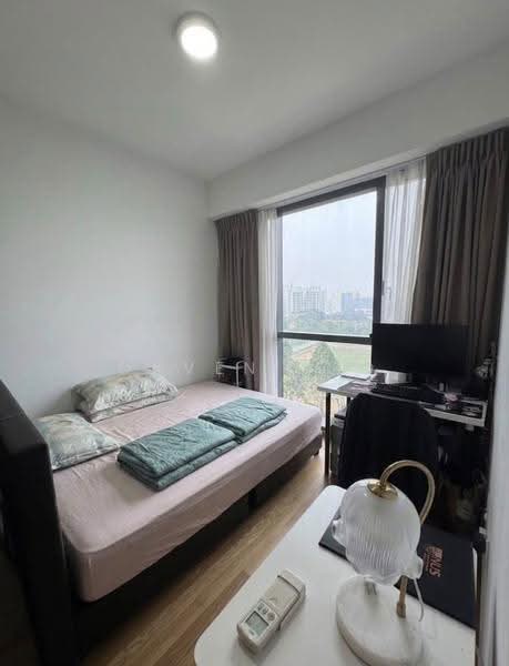 Twin VEW, 93 West Coast Vale, Buona Vista / West Coast / Clementi New Town, 2 Bedrooms, 743 sqft, Condominium For Sale, by Daven Neo, 500279513 - Bedroom - PropertyGuru.com.sg