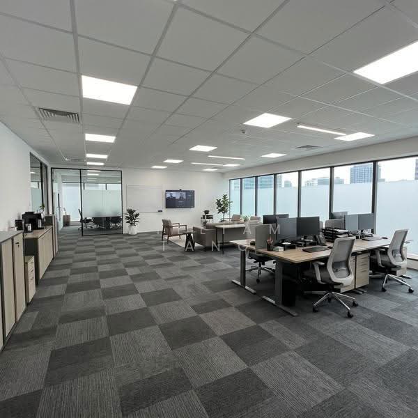 Tong Building, 302 Orchard Road, Orchard / River Valley, 3,039 sqft, Office For Rent, by William Tang, 500279514 - Concept Photos - CommercialGuru.com.sg
