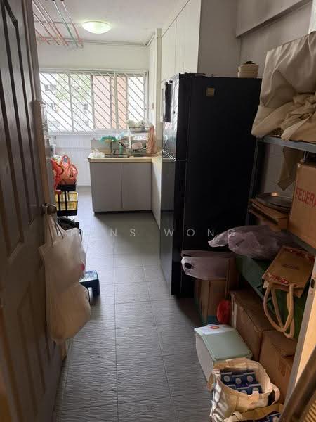 261 Serangoon Central Drive, 261 Serangoon Central Drive, Hougang / Punggol / Sengkang, 2 Bedrooms, 678 sqft, HDB Flat For Sale, by Hans Wong, 500279517 - Kitchen - PropertyGuru.com.sg