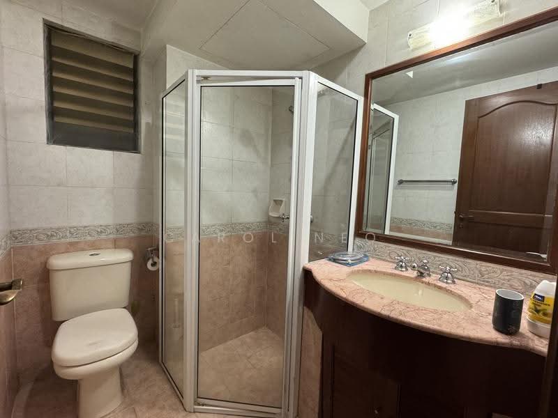 Westcove Condo, 12 West Coast Crescent, Buona Vista / West Coast / Clementi New Town, 2 Bedrooms, 1,130 sqft, Condominium For Sale, by Carol Neo, 500279520 - Bathroom - PropertyGuru.com.sg