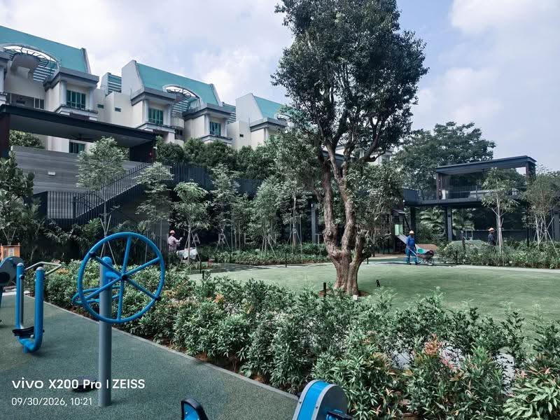 The Myst, 802 Upper Bukit Timah Road, Dairy Farm / Bukit Panjang / Choa Chu Kang, 4 Bedrooms, 1,163 sqft, Condominium For Rent, by Karen Tan, 500279530 - Exterior - PropertyGuru.com.sg
