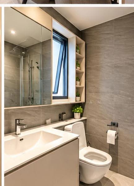 Sengkang Grand Residences, 72 Compassvale Bow, Hougang / Punggol / Sengkang, 3 Bedrooms, 1,023 sqft, Condominium For Sale, by Austin Tan, 500279541 - Bathroom - PropertyGuru.com.sg