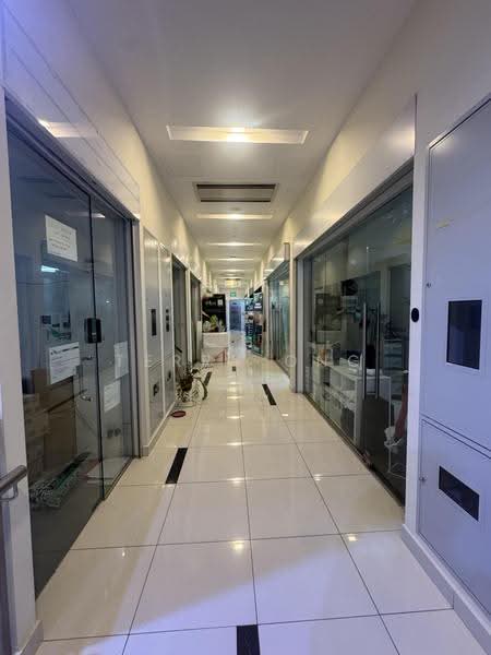 Centropod, 80 Changi Road, Eunos / Geylang / Paya Lebar, 162 sqft, Mall Shop For Sale, by Terry Ong, 500279555 - Corridor - CommercialGuru.com.sg