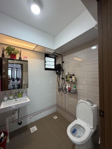 801C West Coast Crescent, 801C West Coast Crescent, Buona Vista / West Coast / Clementi New Town, 2 Bedrooms, 764 sqft, HDB Flat For Sale, by Edwin Phua, 500279558 - Bathroom - PropertyGuru.com.sg