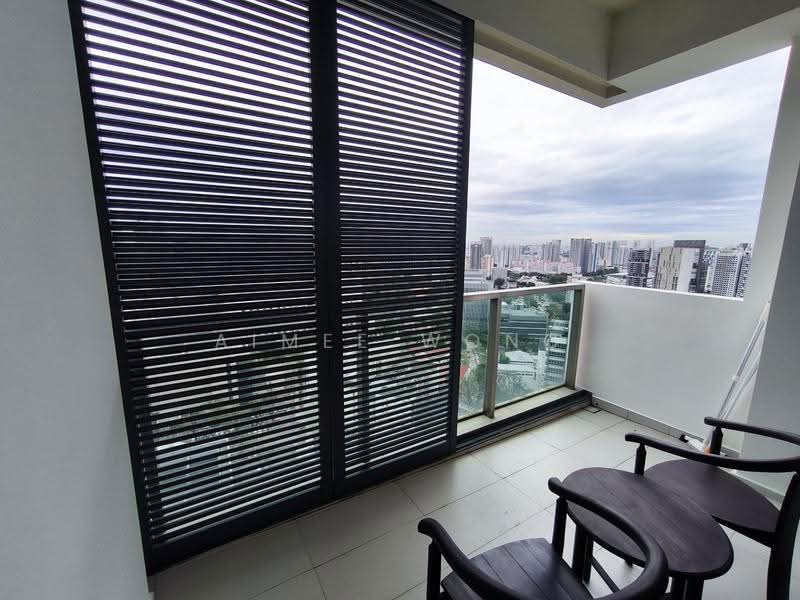 Soleil @ Sinaran, 2 Sinaran Drive, Newton / Novena, 1 Bedroom, 581 sqft, Condominium For Sale, by Aimee Wong, 500279581 - Balcony - PropertyGuru.com.sg
