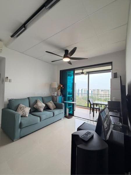 Treasure at Tampines, 49 Tampines Lane, Pasir Ris / Tampines, 3 Bedrooms, 915 sqft, Condominium For Sale, by Rosalind Teo, 500279591 - PropertyGuru.com.sg