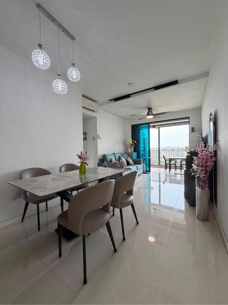 Treasure at Tampines, 49 Tampines Lane, Pasir Ris / Tampines, 3 Bedrooms, 915 sqft, Condominium For Sale, by Rosalind Teo, 500279591 - PropertyGuru.com.sg