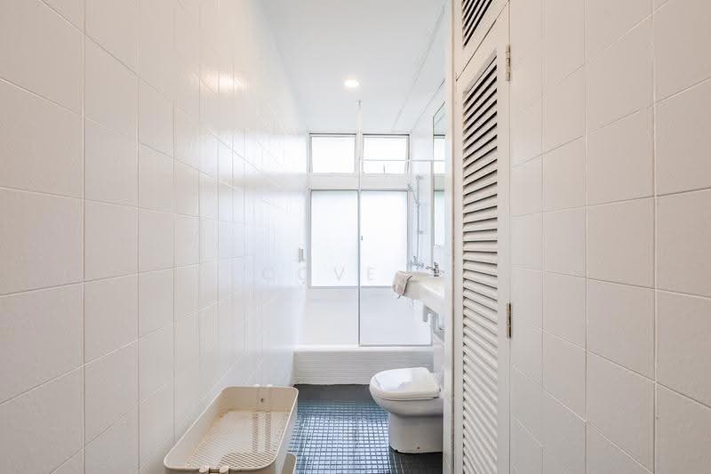 Gilstead Court, 50 Gilstead Road, Newton / Novena, Room Rental, 152 sqft, Condominium For Rent, by Cove, 500279615 - Bathroom - PropertyGuru.com.sg