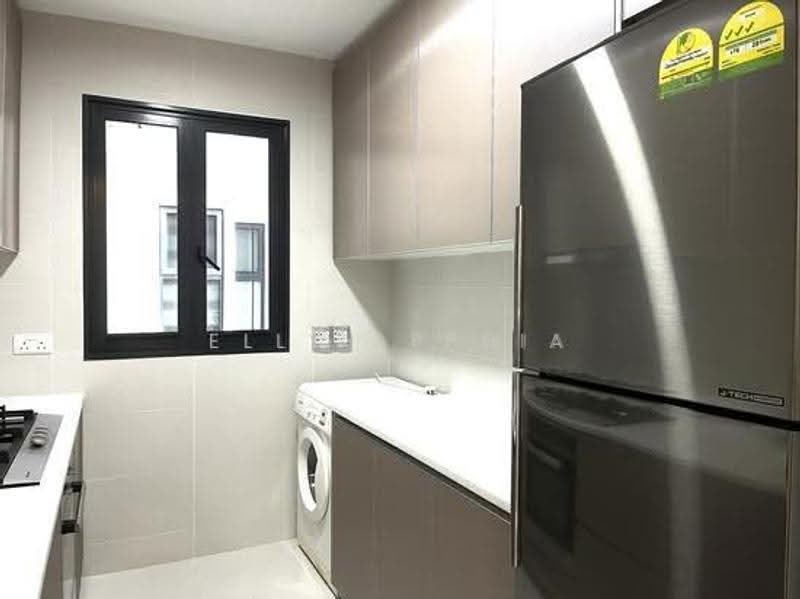 Uber 388, 388 Upper East Coast Road, Bedok / Upper East Coast, 2 Bedrooms, 850 sqft, Condominium For Rent, by Elly Apphia, 500279620 - Kitchen - PropertyGuru.com.sg