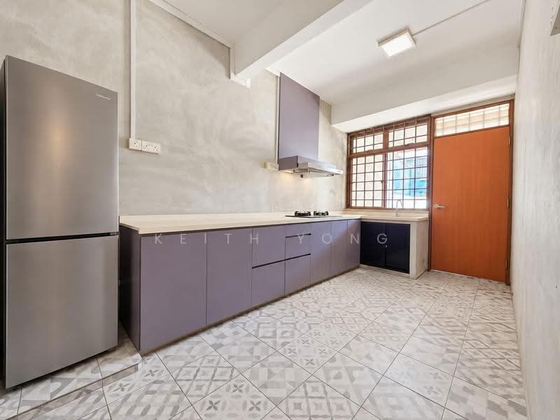 Sunrise Villa, Sunrise Terrace, Seletar / Yio Chu Kang, 4 Bedrooms, 2,500 sqft, Terraced House For Rent, by Keith Yong, 500279623 - Kitchen - PropertyGuru.com.sg