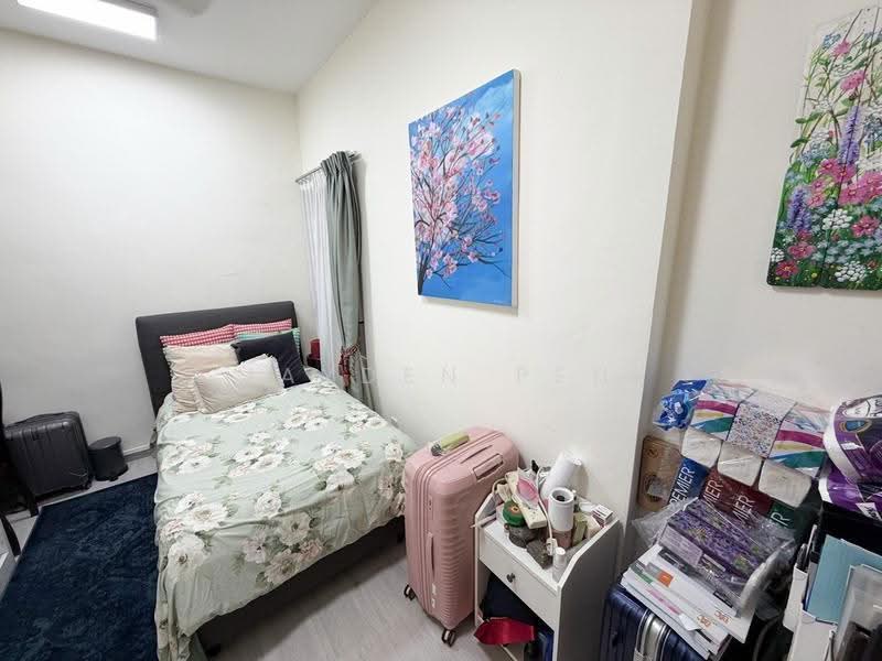 Azalea Park Condo, 2 Flora Road, Changi Airport / Changi Village, 4 Bedrooms, 1,507 sqft, Condominium For Sale, by Jayden Peh, 500279627 - Bedroom - PropertyGuru.com.sg