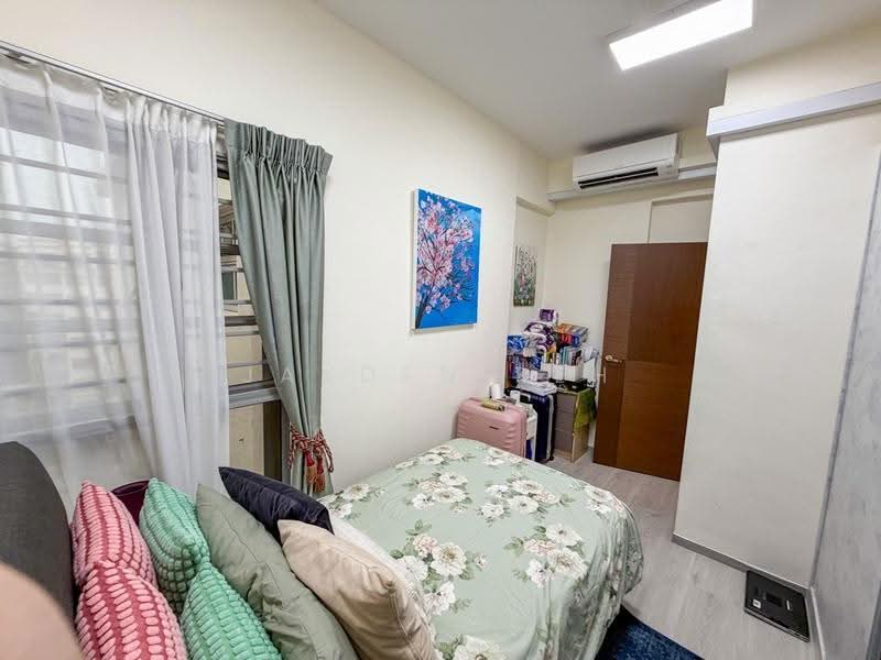 Azalea Park Condo, 2 Flora Road, Changi Airport / Changi Village, 4 Bedrooms, 1,507 sqft, Condominium For Sale, by Jayden Peh, 500279627 - Bedroom - PropertyGuru.com.sg