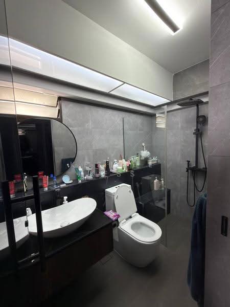 79A Toa Payoh Central, 79A Toa Payoh Central, Balestier / Toa Payoh, 3 Bedrooms, 818 sqft, HDB Flat For Sale, by Kesinee Kess, 500279634 - Bathroom - PropertyGuru.com.sg