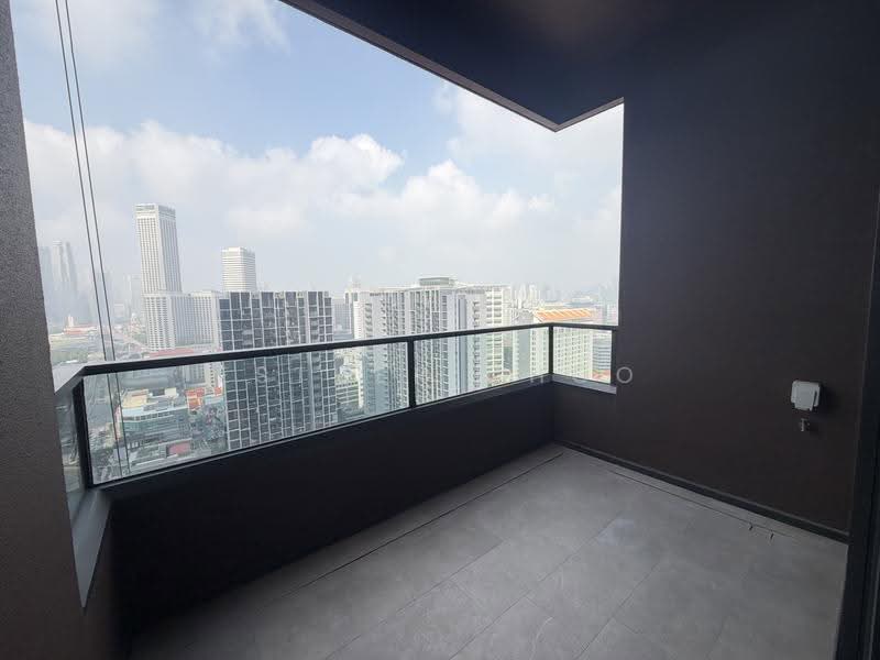 Midtown Modern, 16 Tan Quee Lan Street, Beach Road / Bugis / Rochor, 3 Bedrooms, 1,066 sqft, Condominium For Rent, by Esther Choo, 500279644 - Balcony - PropertyGuru.com.sg