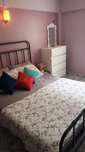 405 Hougang Avenue 10, 405 Hougang Avenue 10, Hougang / Punggol / Sengkang, Room Rental, 200 sqft, HDB Flat For Rent, by Darren Kek, 500279655 - Bedroom - PropertyGuru.com.sg