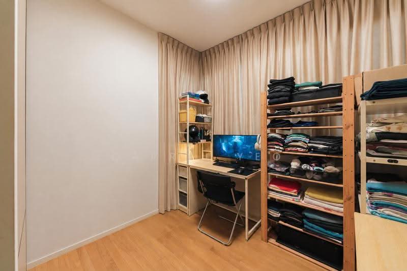 Clavon, Clementi Avenue 1, Buona Vista / West Coast / Clementi New Town, 4 Bedrooms, 1,356 sqft, Condominium For Sale, by Darrel Yeo, 500279660 - Common Bedroom - PropertyGuru.com.sg