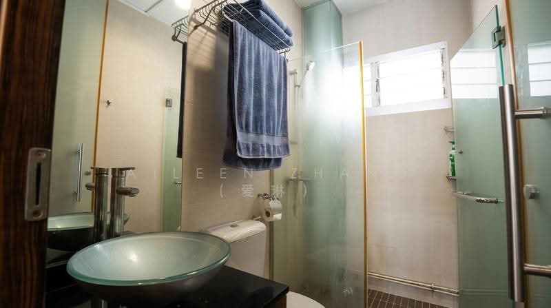 422 Fajar Road, 422 Fajar Road, Dairy Farm / Bukit Panjang / Choa Chu Kang, 4 Bedrooms, 1,572 sqft, HDB Flat For Sale, by Aileen Zhang (爱琳), 500279664 - Bathroom - PropertyGuru.com.sg