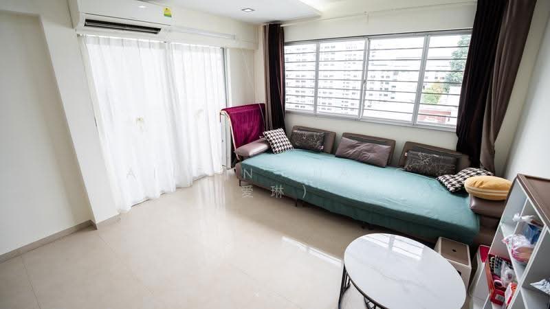 422 Fajar Road, 422 Fajar Road, Dairy Farm / Bukit Panjang / Choa Chu Kang, 4 Bedrooms, 1,572 sqft, HDB Flat For Sale, by Aileen Zhang (爱琳), 500279664 - Living Room - PropertyGuru.com.sg