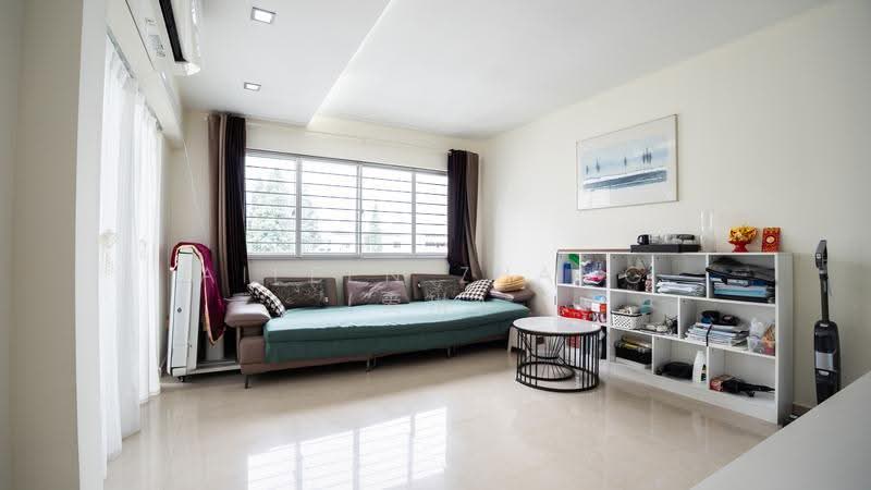 422 Fajar Road, 422 Fajar Road, Dairy Farm / Bukit Panjang / Choa Chu Kang, 4 Bedrooms, 1,572 sqft, HDB Flat For Sale, by Aileen Zhang (爱琳), 500279664 - Living Room - PropertyGuru.com.sg