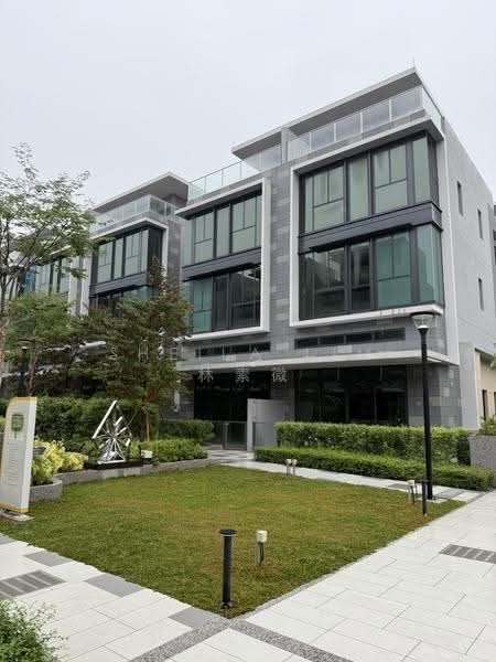 Belgravia Ace, Belgravia Drive, Seletar / Yio Chu Kang, 5 Bedrooms, 4,370 sqft, Semi-Detached House For Sale, by Sheila Lim 林素微, 500279667 - Exterior - PropertyGuru.com.sg