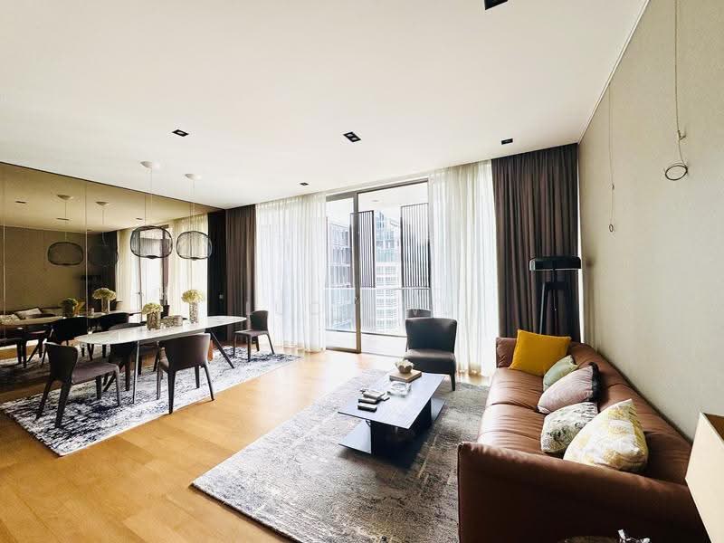 Hilltops, 99 Cairnhill Circle, Orchard / River Valley, 4 Bedrooms, 1,819 sqft, Condominium For Sale, by Lucy Wu, 500279669 - Living Room - PropertyGuru.com.sg