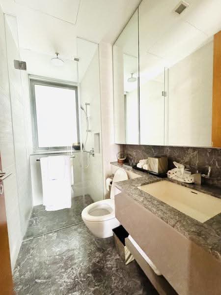 Hilltops, 99 Cairnhill Circle, Orchard / River Valley, 4 Bedrooms, 1,819 sqft, Condominium For Sale, by Lucy Wu, 500279669 - Bathroom - PropertyGuru.com.sg