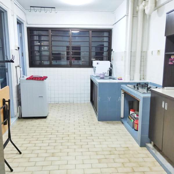 57 New Upper Changi Road, 57 New Upper Changi Road, Bedok / Upper East Coast, 2 Bedrooms, 646 sqft, HDB Flat For Sale, by Den Irya, 500279671 - Kitchen - PropertyGuru.com.sg
