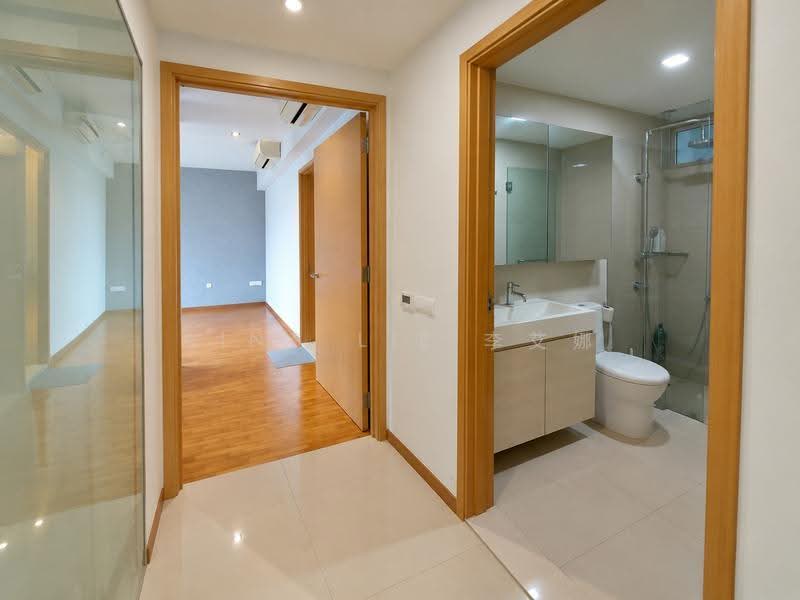 Spacious 2 Bedders near Tampines MRT, Pasir Ris / Tampines, 2 Bedrooms, 872 sqft, Condominium For Rent, by Aina Lie 李艾娜, 500279687 - Bathroom - PropertyGuru.com.sg