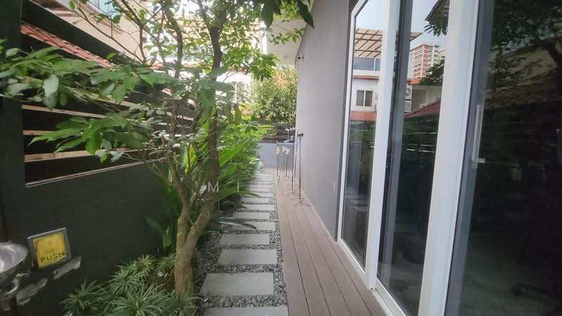 Rebuilt 3.5-Storey Freehold Semi-D with Pool & Lift, Jalan Keris / Jalan Buloh Perindu, East Coast / Marine Parade, 7 Bedrooms, 7,500 sqft, Semi-Detached House For Sale, by Ming !, 500279704 - PropertyGuru.com.sg