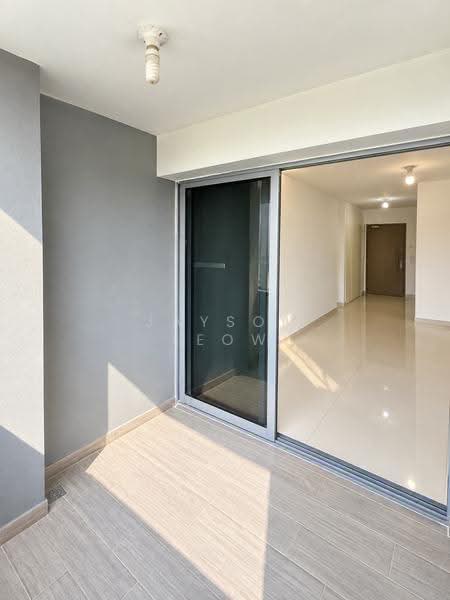 530A Pasir Ris Drive 1, 530A Pasir Ris Drive 1, Pasir Ris / Tampines, 2 Bedrooms, 700 sqft, HDB Flat For Sale, by Jayson Leow, 500279723 - Balcony - PropertyGuru.com.sg