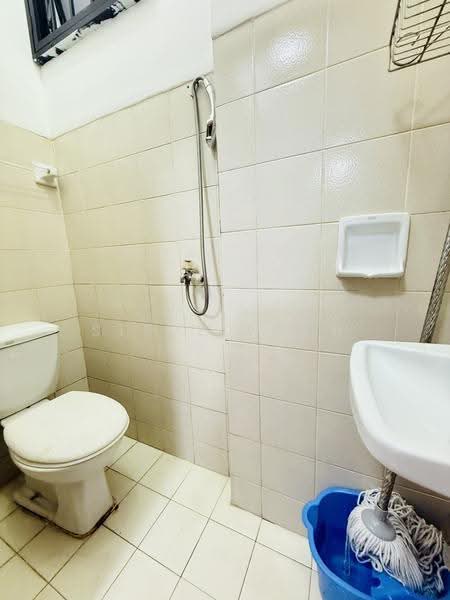 Seasons Park, 499 Yio Chu Kang Road, Mandai / Upper Thomson, Room Rental, 130 sqft, Condominium For Rent, by Steve Voon, 500279733 - Bathroom - PropertyGuru.com.sg