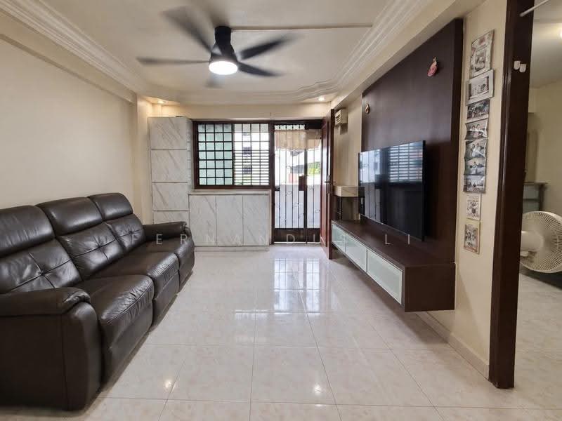 1 Hougang Avenue 3, 1 Hougang Avenue 3, Hougang / Punggol / Sengkang, 2 Bedrooms, 753 sqft, HDB Flat For Sale, by Fernandus Li, 500279741 - Living Room - PropertyGuru.com.sg