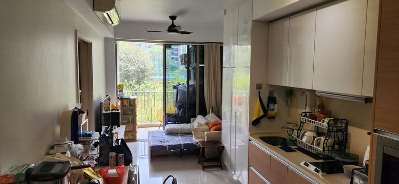 Sea Esta, 20 Pasir Ris Link, Pasir Ris / Tampines, 1 Bedroom, 517 sqft, Condominium For Sale, by May Lee, 500279745 - Living Room - PropertyGuru.com.sg