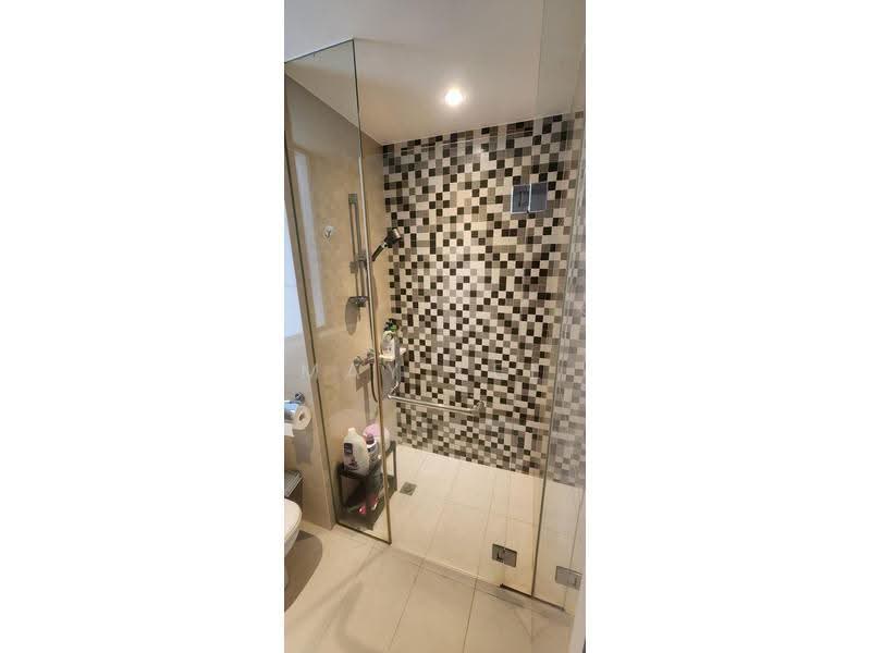 Sea Esta, 20 Pasir Ris Link, Pasir Ris / Tampines, 1 Bedroom, 517 sqft, Condominium For Sale, by May Lee, 500279745 - Bathroom - PropertyGuru.com.sg