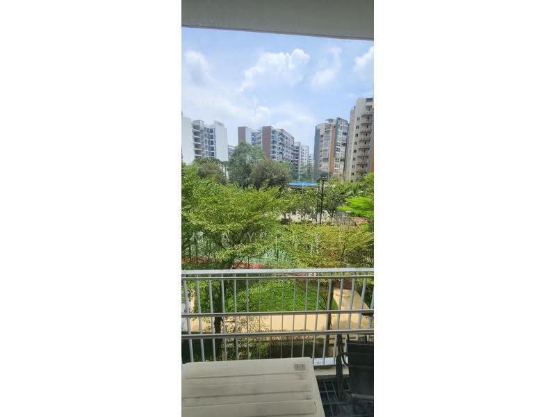 Sea Esta, 20 Pasir Ris Link, Pasir Ris / Tampines, 1 Bedroom, 517 sqft, Condominium For Sale, by May Lee, 500279745 - Balcony - PropertyGuru.com.sg