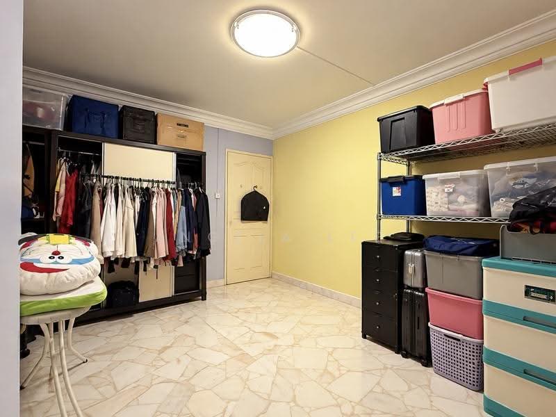 819 Jurong West Street 81, 819 Jurong West Street 81, Boon Lay / Jurong / Tuas, 4 Bedrooms, 1,367 sqft, HDB Flat For Sale, by Angela Lee, 500279755 - Main Bedroom - PropertyGuru.com.sg